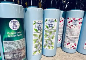 Hair Detangling Sprays Image